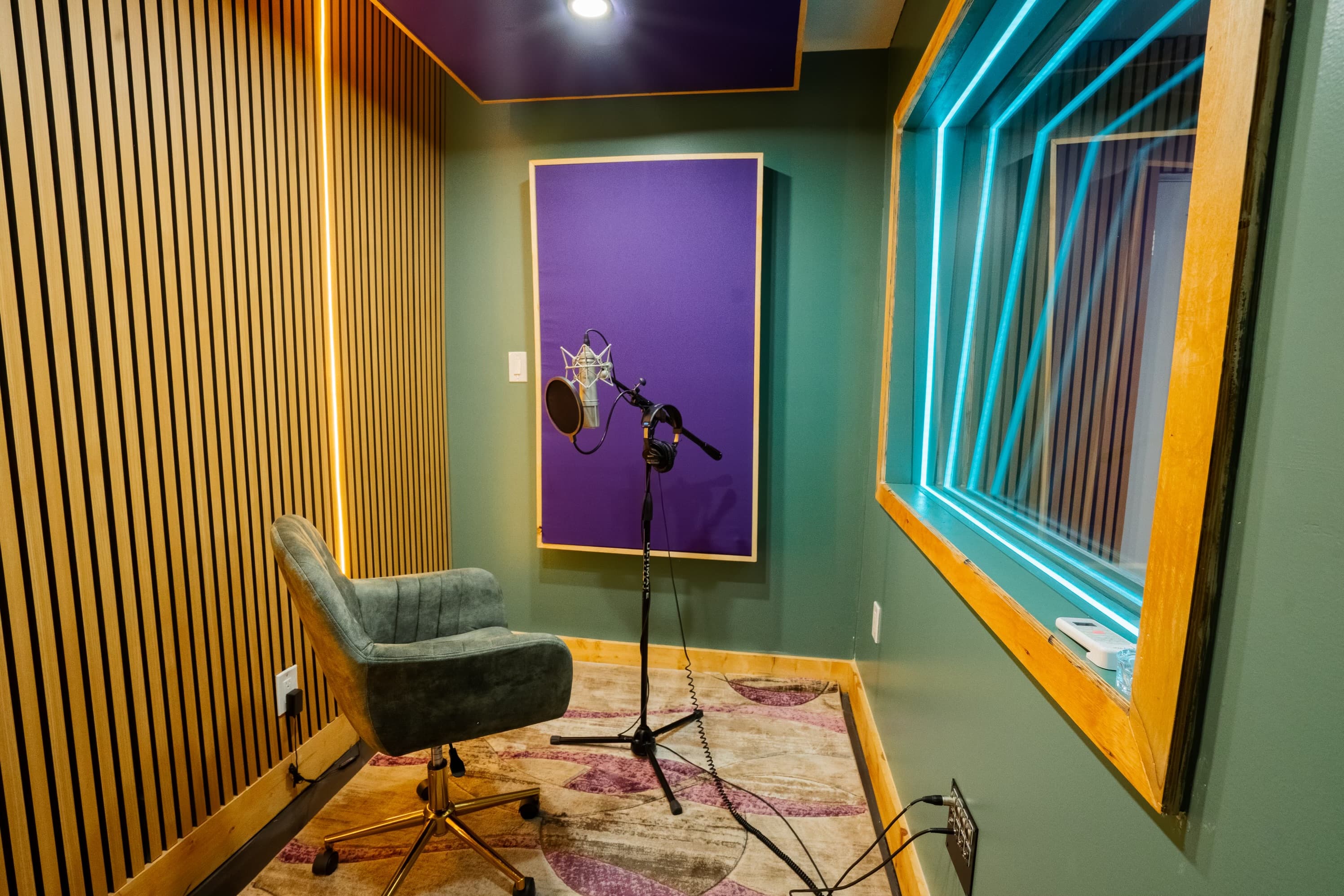 The Iris Room at Basswood Studios, photo 4
